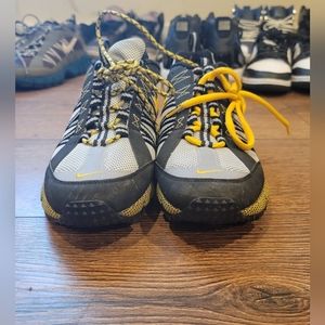 Nike Air Humara, Sz 10.5